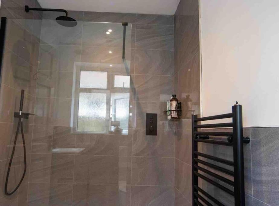 1 Bedroom Self Contained Apartment In Christchurch Winkton Luaran gambar